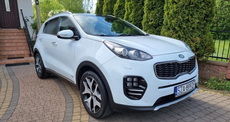 Kia Sportage cena 77900 przebieg: 165600, rok produkcji 2016 z Szczekociny małe 781